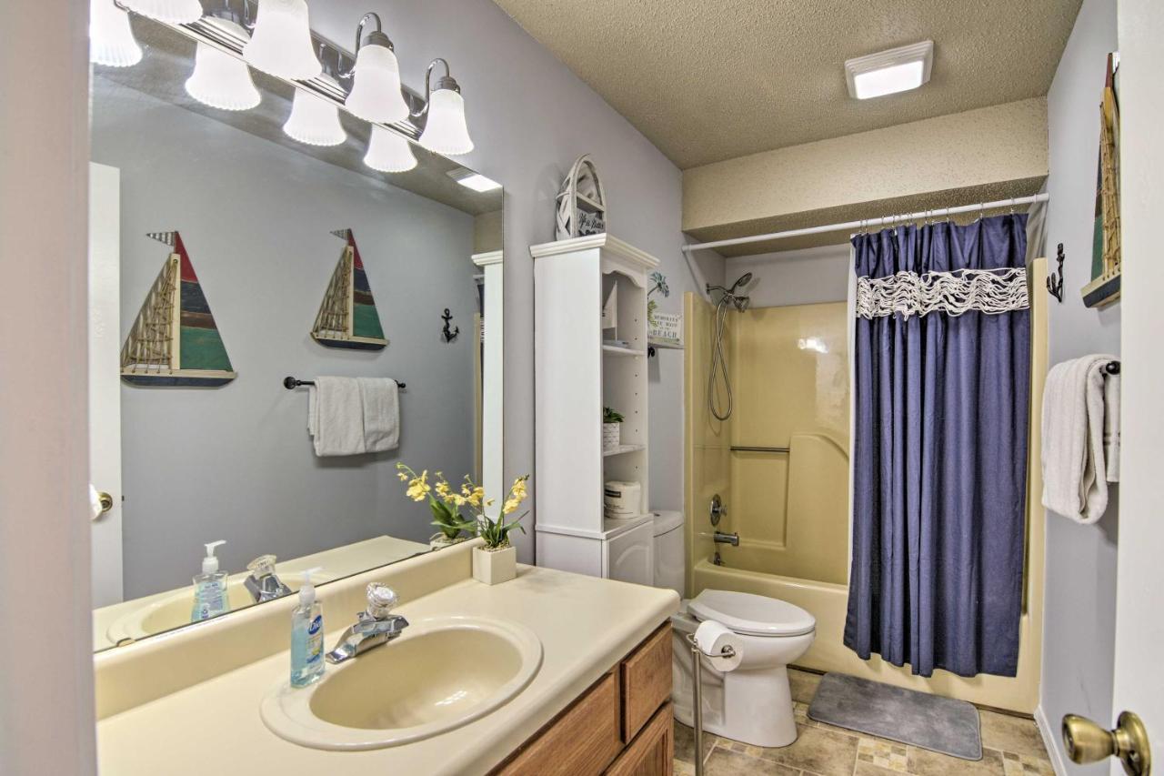 Reed Springs Condo With Furnished Deck And Pool Access Reeds Spring Dış mekan fotoğraf